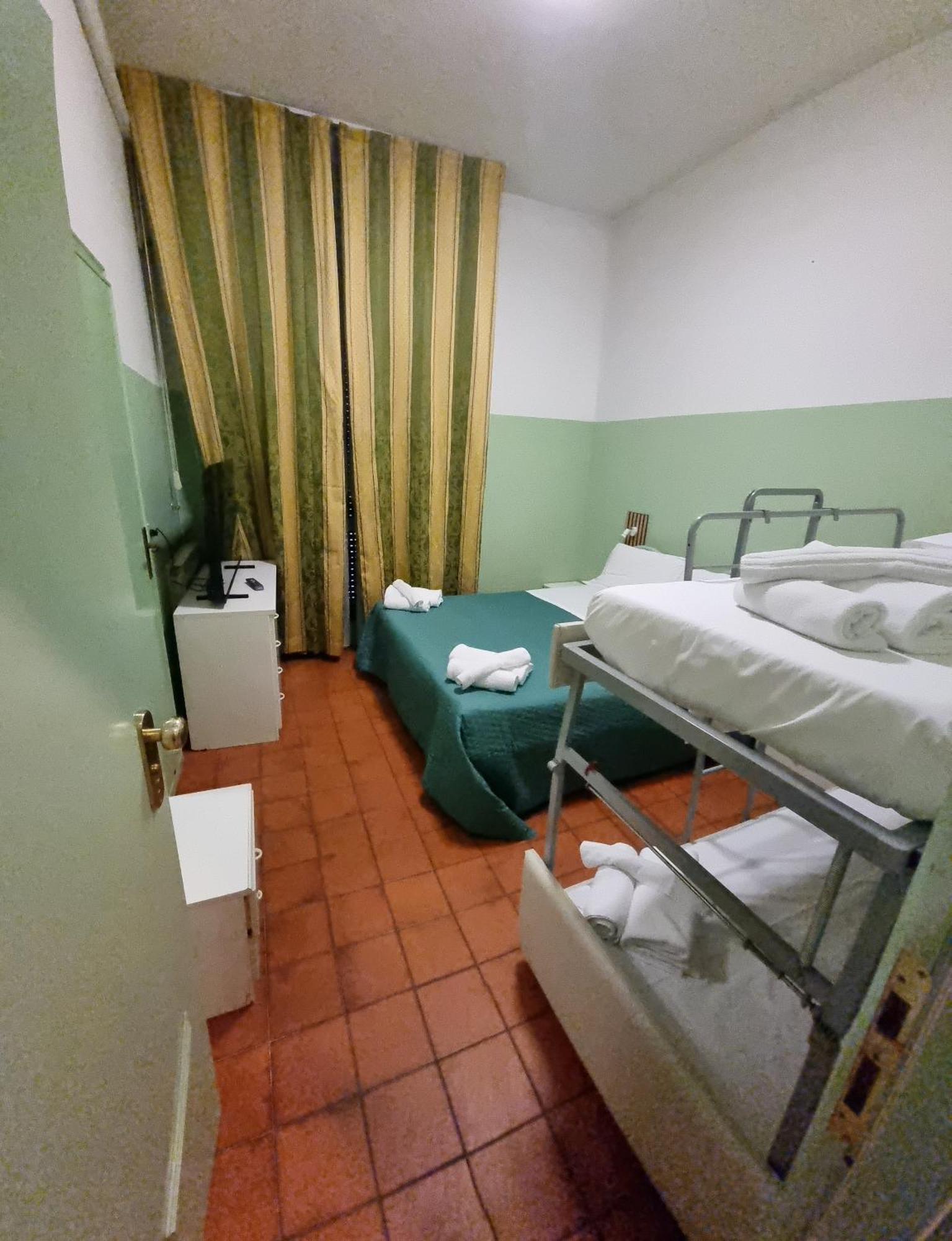 Hotel K2 Cervia 3 Stelle Sup Экстерьер фото