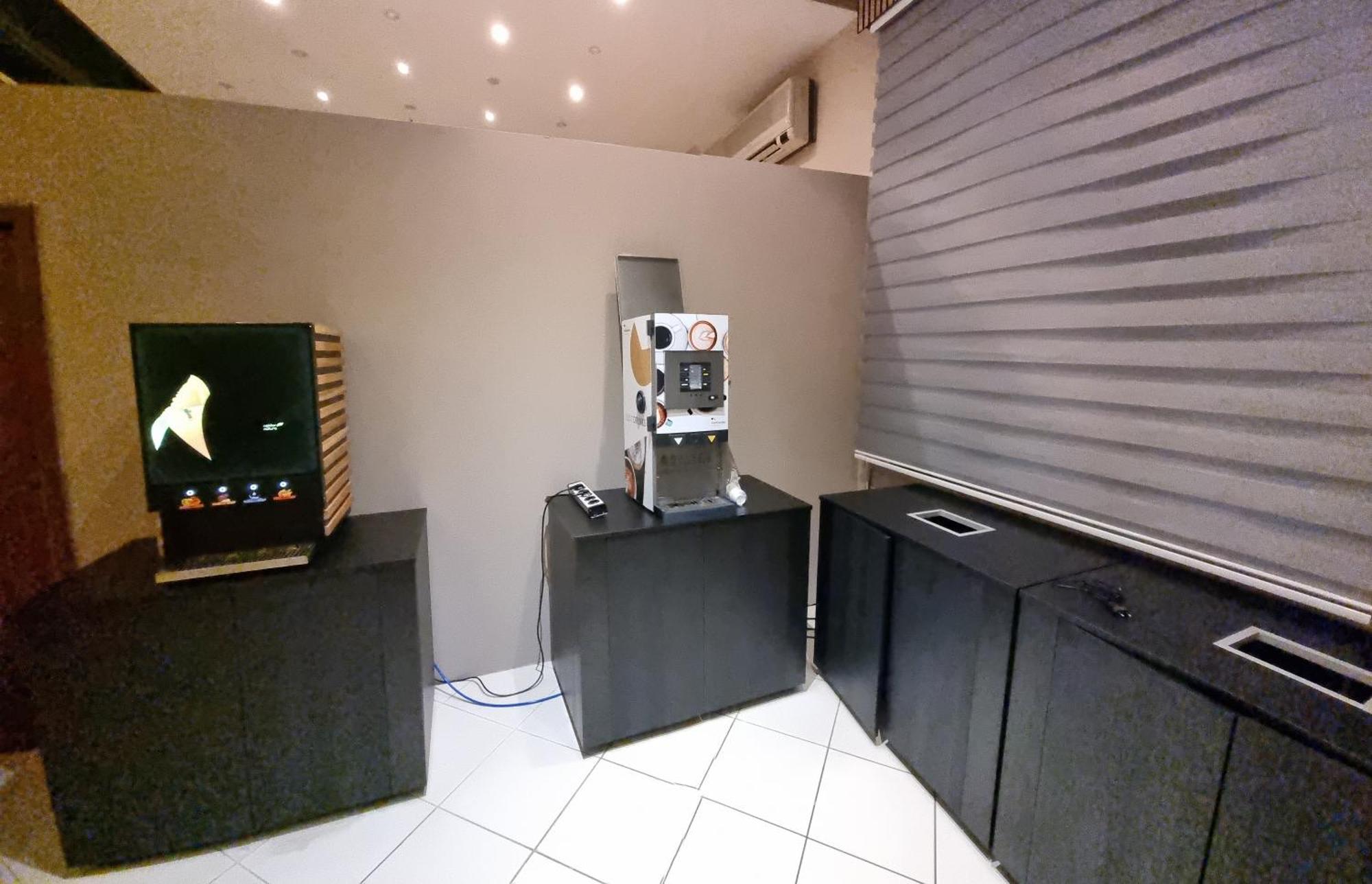 Hotel K2 Cervia 3 Stelle Sup Экстерьер фото