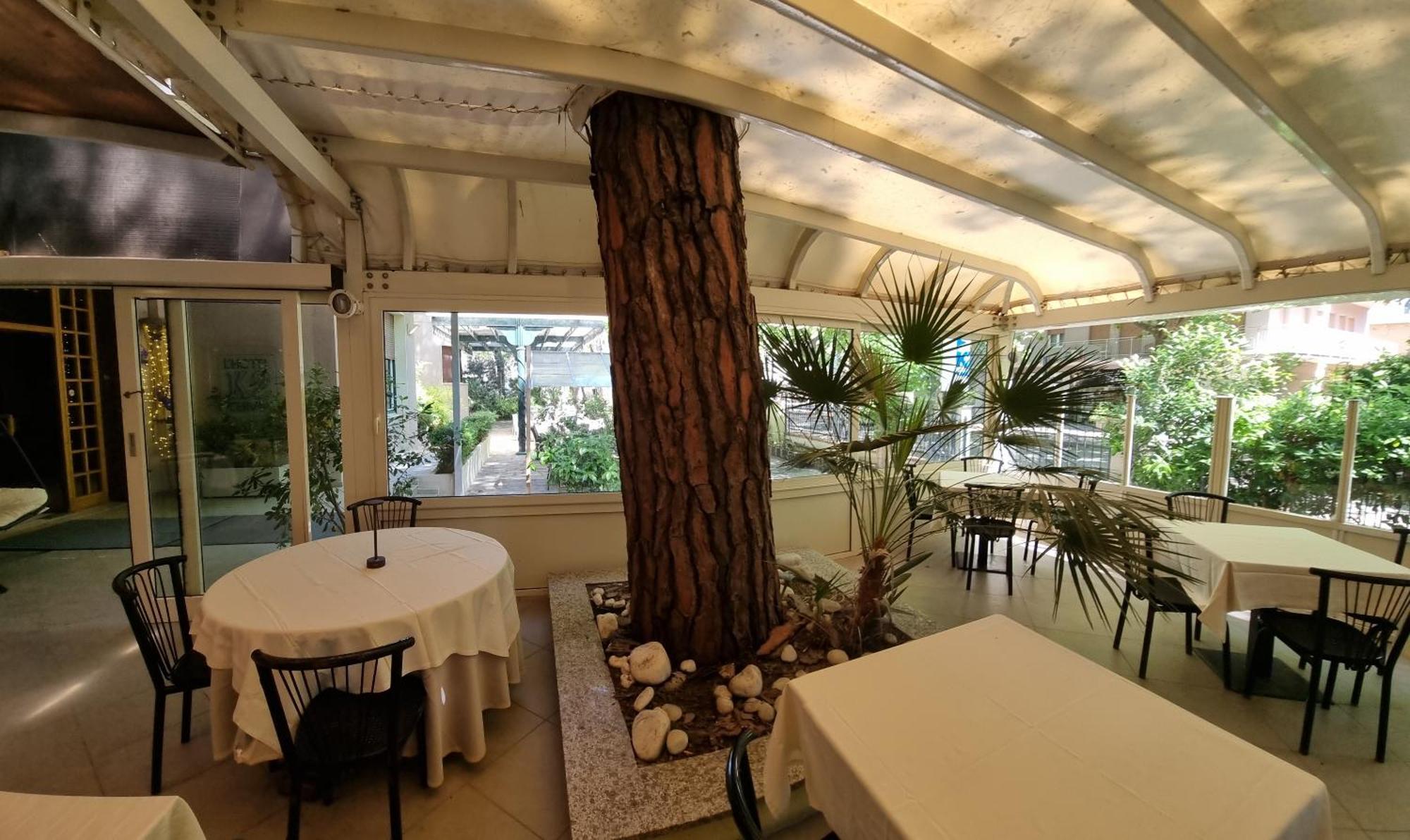 Hotel K2 Cervia 3 Stelle Sup Экстерьер фото