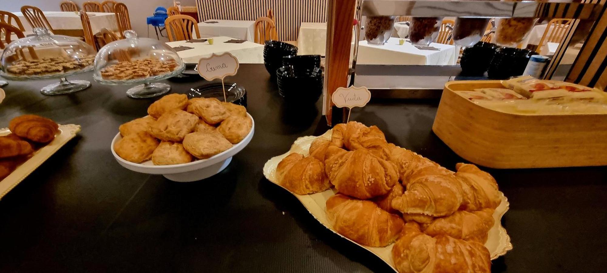 Hotel K2 Cervia 3 Stelle Sup Экстерьер фото