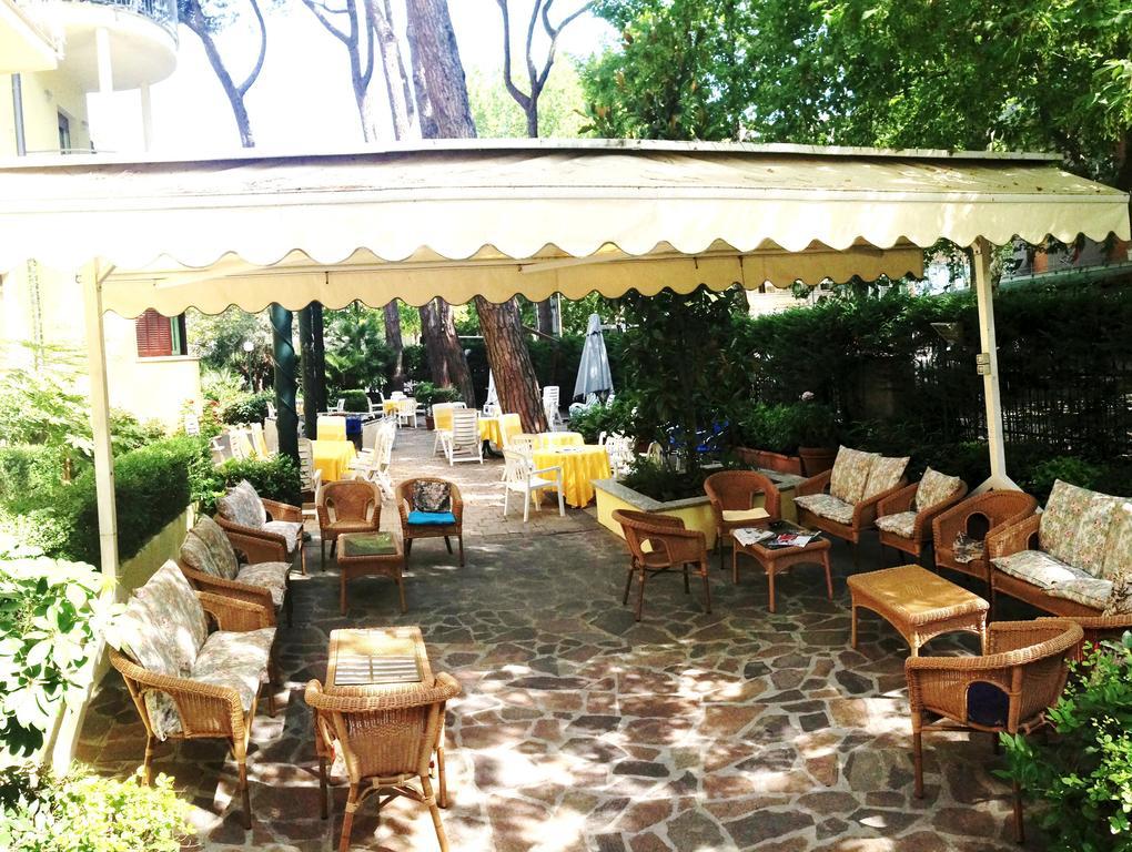 Hotel K2 Cervia 3 Stelle Sup Экстерьер фото