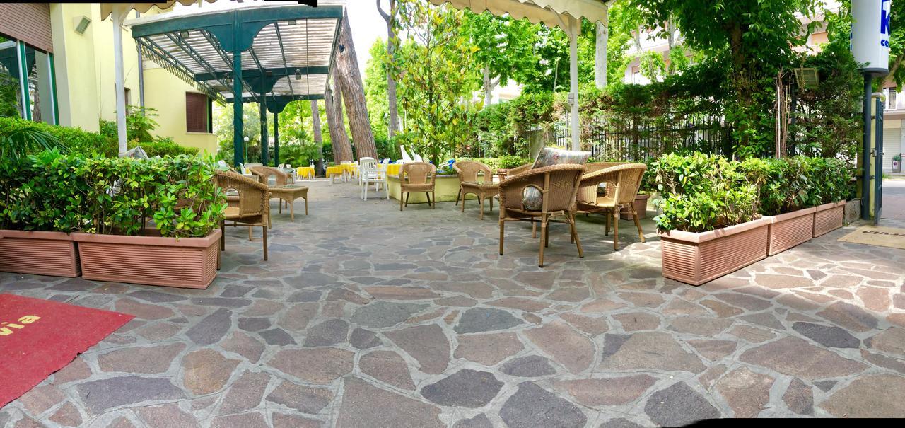Hotel K2 Cervia 3 Stelle Sup Экстерьер фото